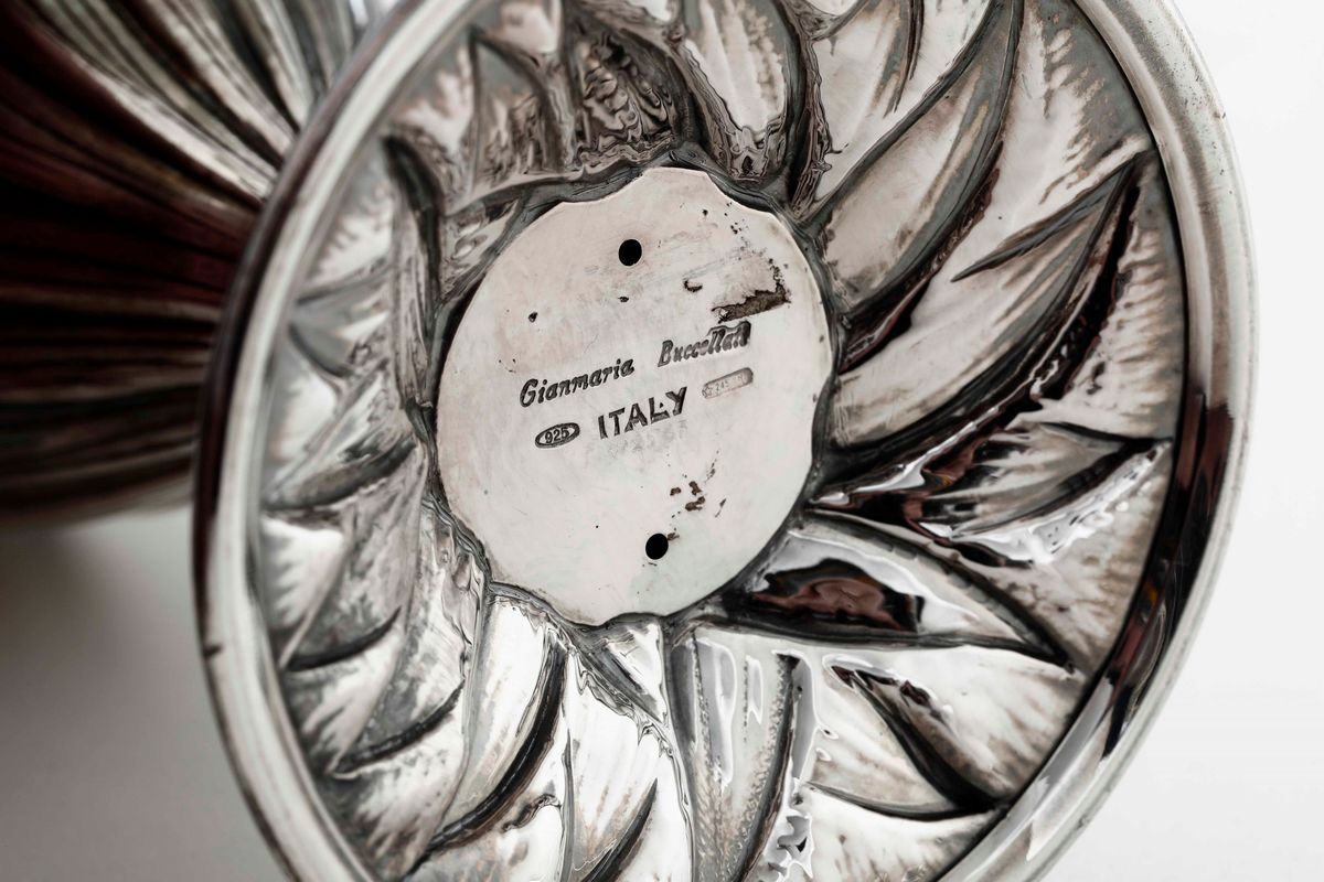 Coppia di Flute, Gian Maria Buccellati Argento Fuso, Cesellato e Vetro. Italia XX Secolo