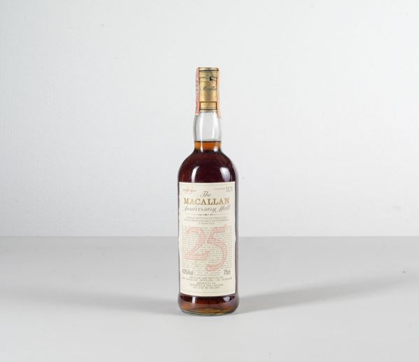 Macallan, Single Highland Scotch Whisky Anniversary 25 years old