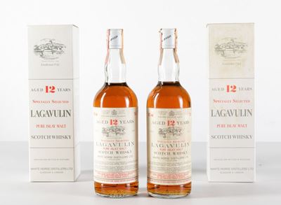 Lagavulin, White Horse Distillers, Pure Islay Malt Scotch Whisky 12 Years Old