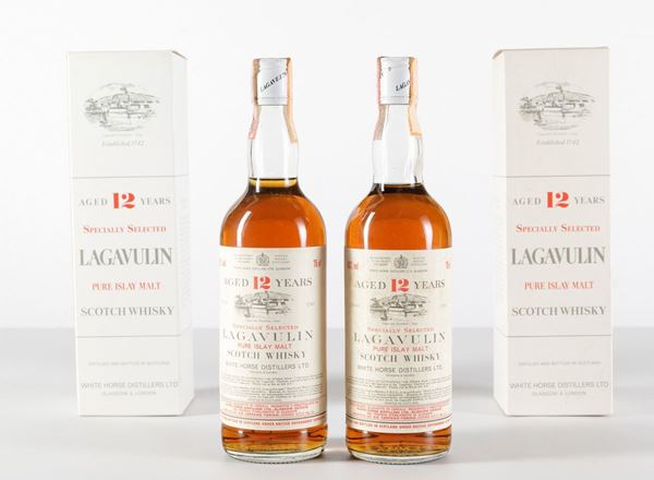 Lagavulin, White Horse Distillers, Pure Islay Malt Scotch Whisky 12 years old