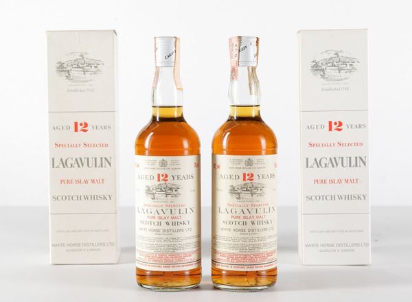 Lagavulin, White Horse Distillers, Pure Islay Malt Scotch Whisky 12 years old
