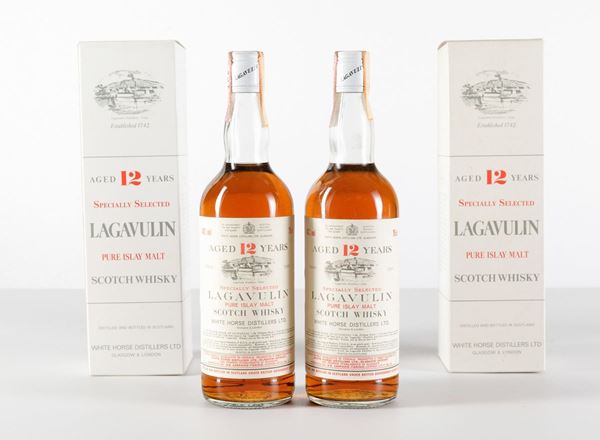 Lagavulin, White Horse Distillers, Pure Islay Malt Scotch Whisky 12 years old