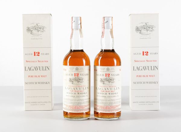Lagavulin, White Horse Distillers, Pure Islay Malt Scotch Whisky 12 years old