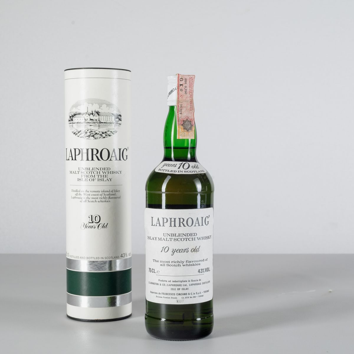 Laphroaig, Unblended Islay Malt Scotch Whisky 10 Years Old