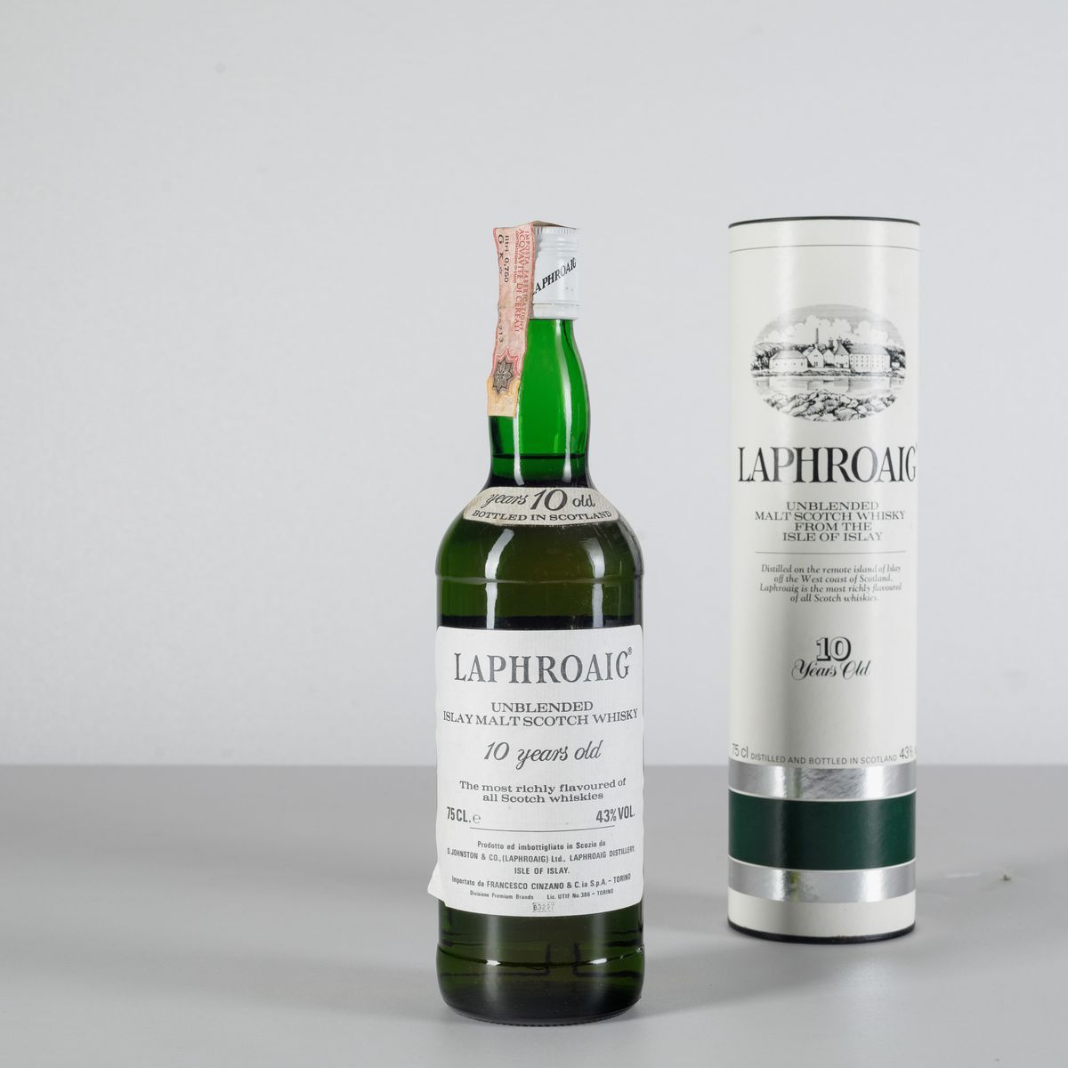 Laphroaig, Unblended Islay Malt Scotch Whisky 10 Years Old