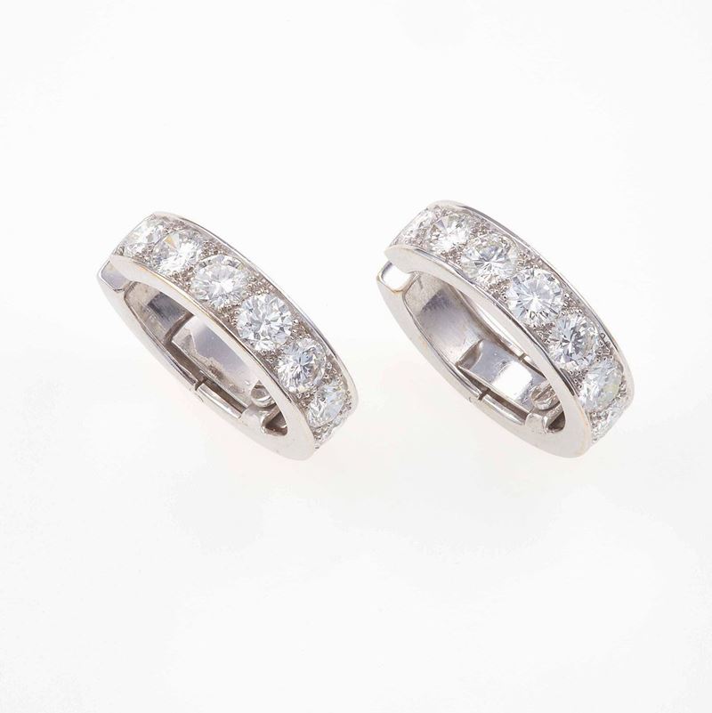 Orecchini con diamanti taglio brillante per ct 9.00 circa, totali  - Auction Fine Jewels - III - Cambi Casa d'Aste