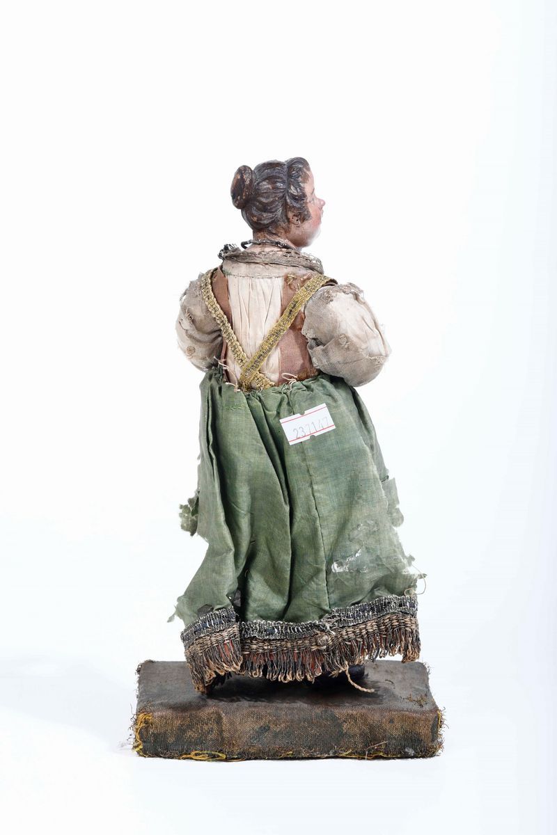 Giovinetta con Codino e Abito Verde. Napoli XIX Secolo