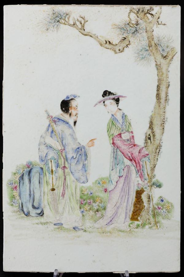 Placca in porcellana raffigurante saggio con fanciulla, Cina, Dinastia Qing, XIX secolo