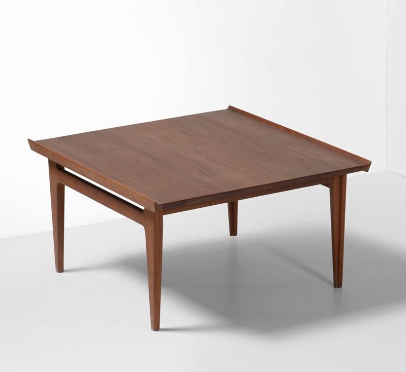 Tavolo basso con piano e struttura in legno.  - Asta Design Lab - Cambi Casa d'Aste