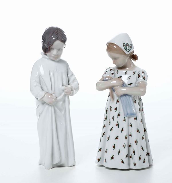 Due figurine di fanciulle Danimarca, Copenaghen, Manifattura Bing & Grondahl, XX secolo