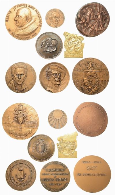 Bergamo. Lotto di Otto Medaglie in Bronzo.