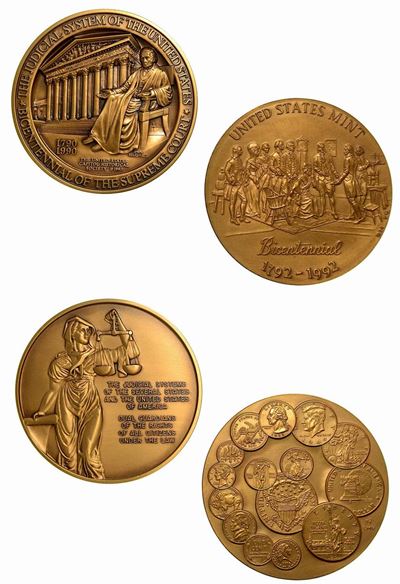 Usa. Lotto di Due Medaglie in Bronzo.