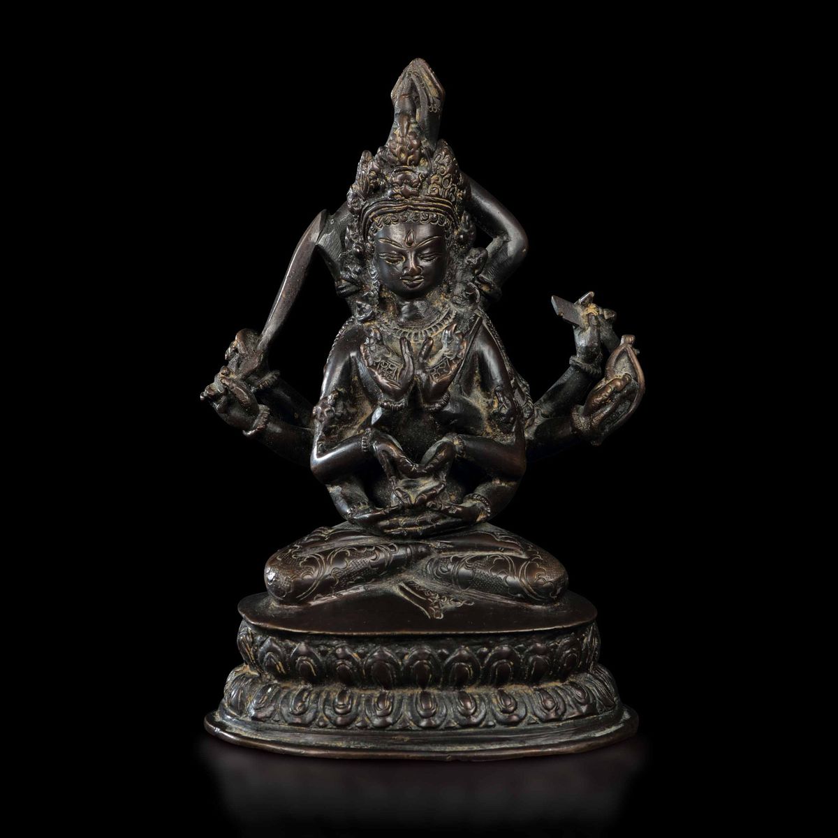 Figura di Avalokitesvara Seduta su Doppio Fiore di Loto in Bronzo, Nepal, XVIII Secolo
