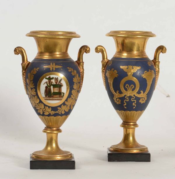 Coppia di vasi. Probabilmente Parigi, 1830 circa