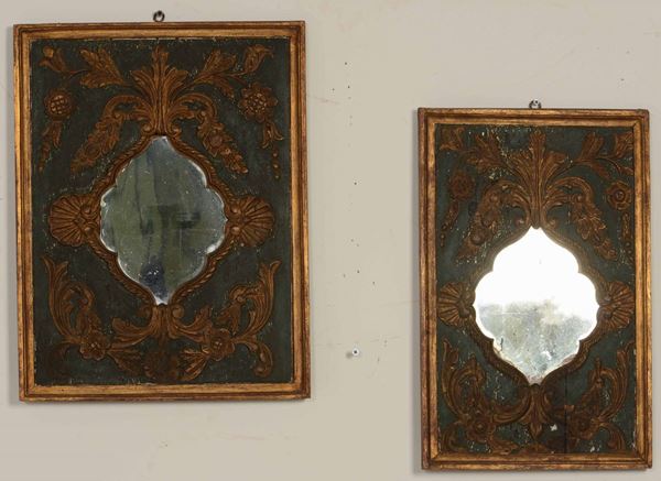 Coppia specchierine in legno intagliato laccato e dorato XVIII-XIX secolo