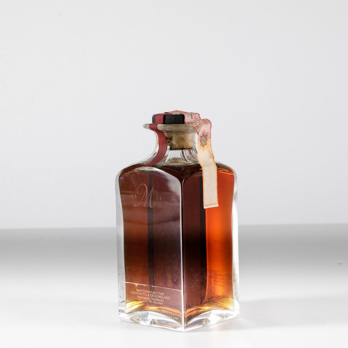 Macallan, Single Malt Scotch Whisky 25 Years Old Decanter Serie M