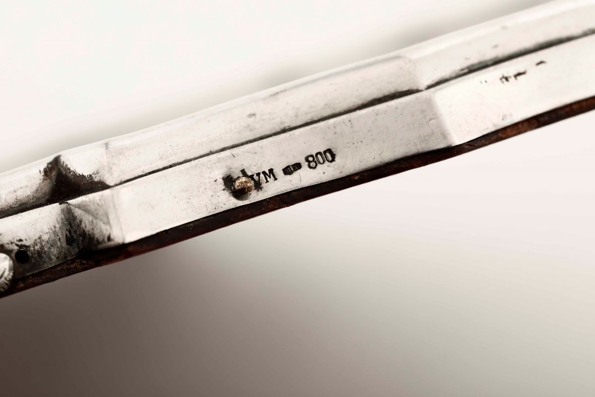 Presentoire in Argento e Specchio. Argenteria Milanese del XX Secolo. Bollo con Fascio Littorio i...