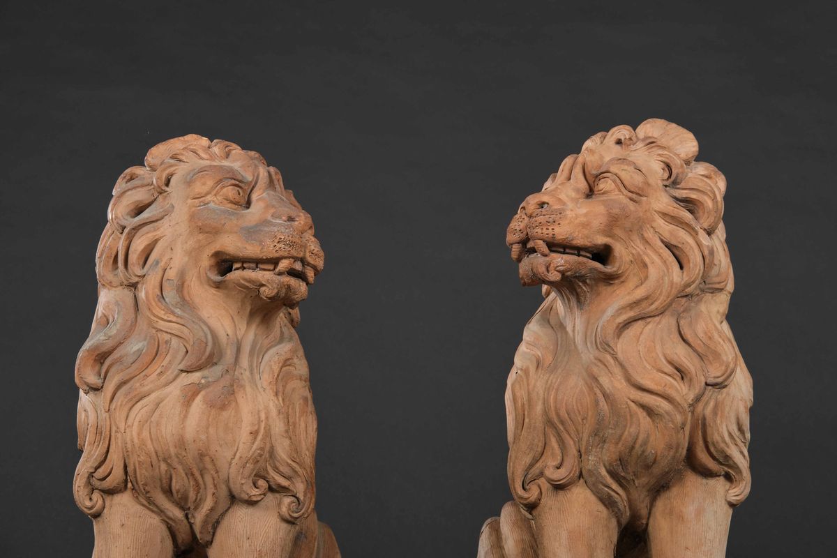 Coppia di Leoni Terracotta Alto Veneto o Baviera XVIII Secolo