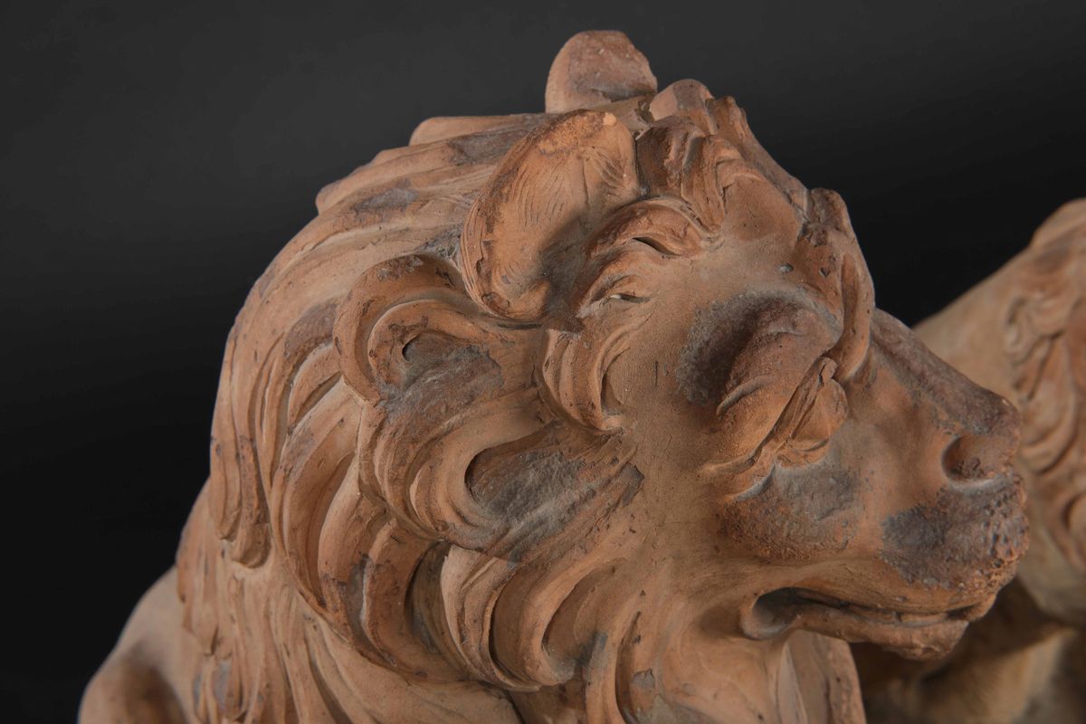 Coppia di Leoni Terracotta Alto Veneto o Baviera XVIII Secolo