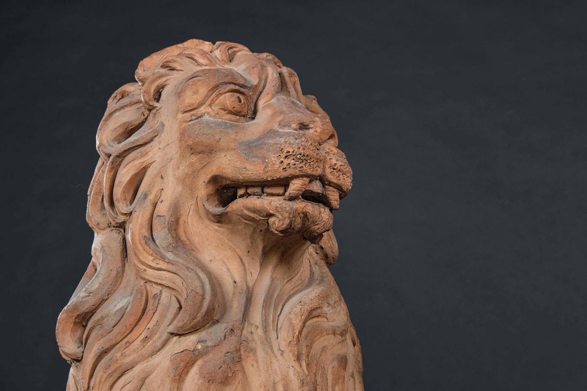 Coppia di Leoni Terracotta Alto Veneto o Baviera XVIII Secolo