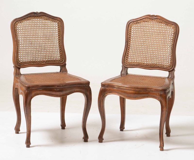 Due sedie in stile Luigi XV  - Asta Da una collezione genovese | Cambi Time - I - Cambi Casa d'Aste
