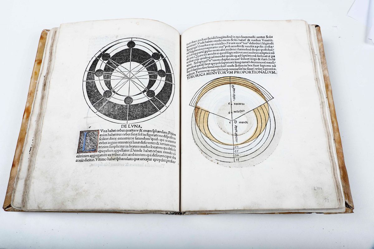 Sacrobosco Giovannispaerae [!] Mundi Compendium Foeliciter Inchoat. Nouiciis Adolescentibus : Ad ...