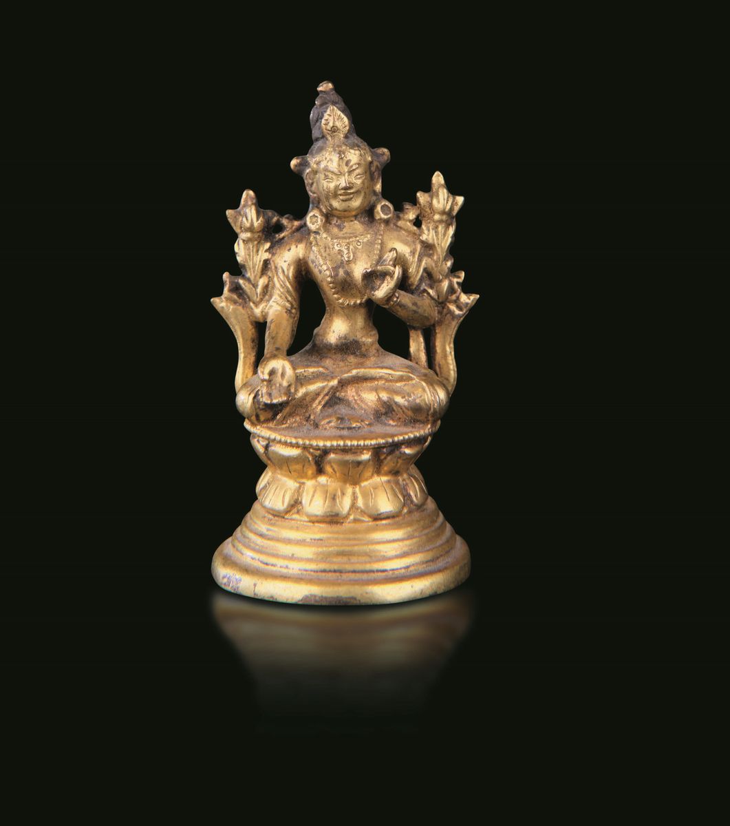 Piccola Figura di Amitaya in Bronzo Dorato Seduta su Doppio Fiore di Loto, Tibet, XVIII Secolo
