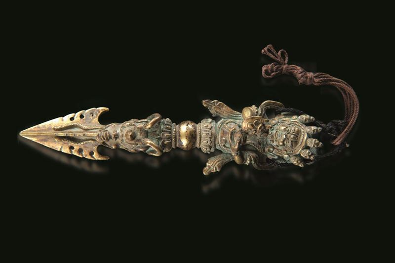 A bronze Phurba dagger, Tibet, 1700s  - Auction Fine Chinese Works of Art - Cambi Casa d'Aste