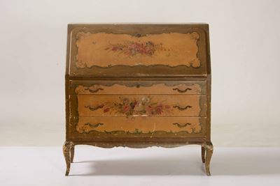 Bureau Laccato in Stile