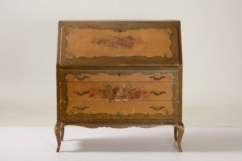 Bureau laccato in stile  - Auction Antiques - Cambi Casa d'Aste