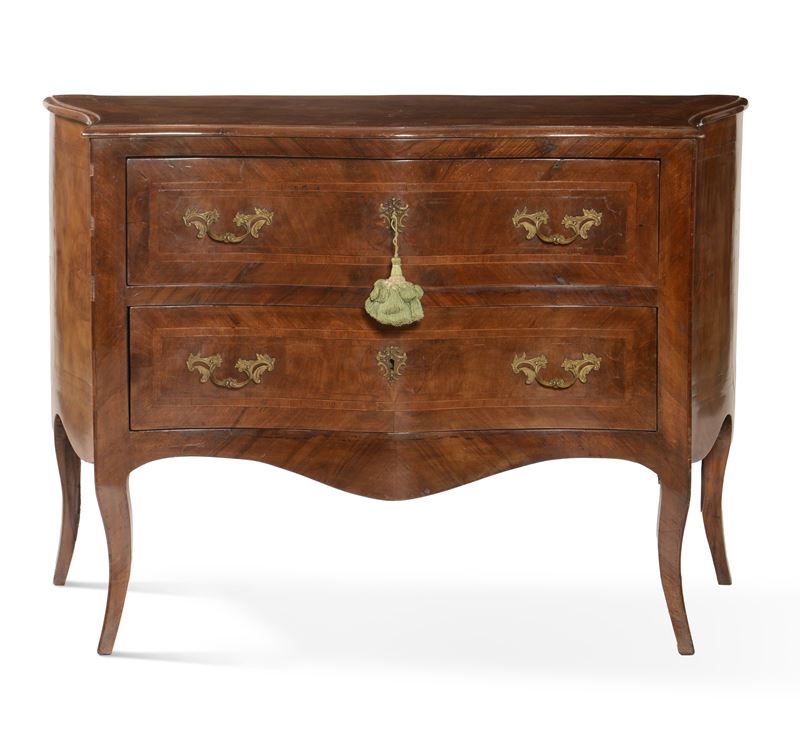 Cassettone a balestra in stile  - Auction Antique - Cambi Casa d'Aste