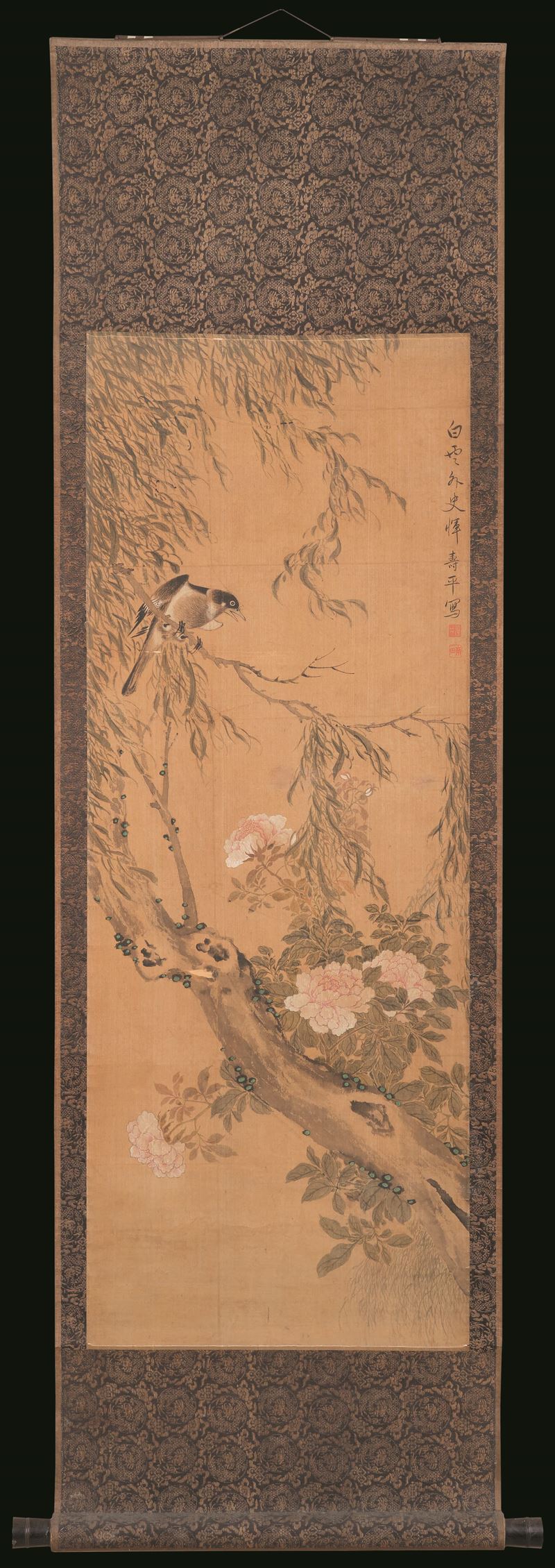 Dipinto su seta raffigurante uccellino tra rami in fiore e iscrizione, Cina, Dinastia Qing, XIX secolo  - Asta Fine Chinese Works of Art - Cambi Casa d'Aste