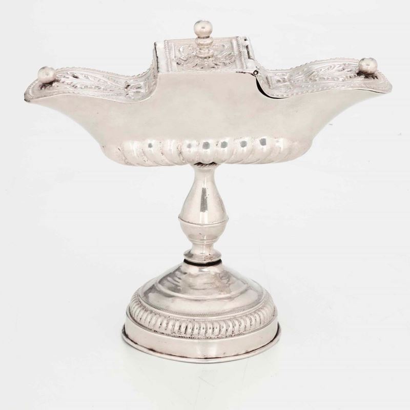 Navicella in metallo argentato, XX secolo  - Auction Silvers | Cambi Time - I - Cambi Casa d'Aste