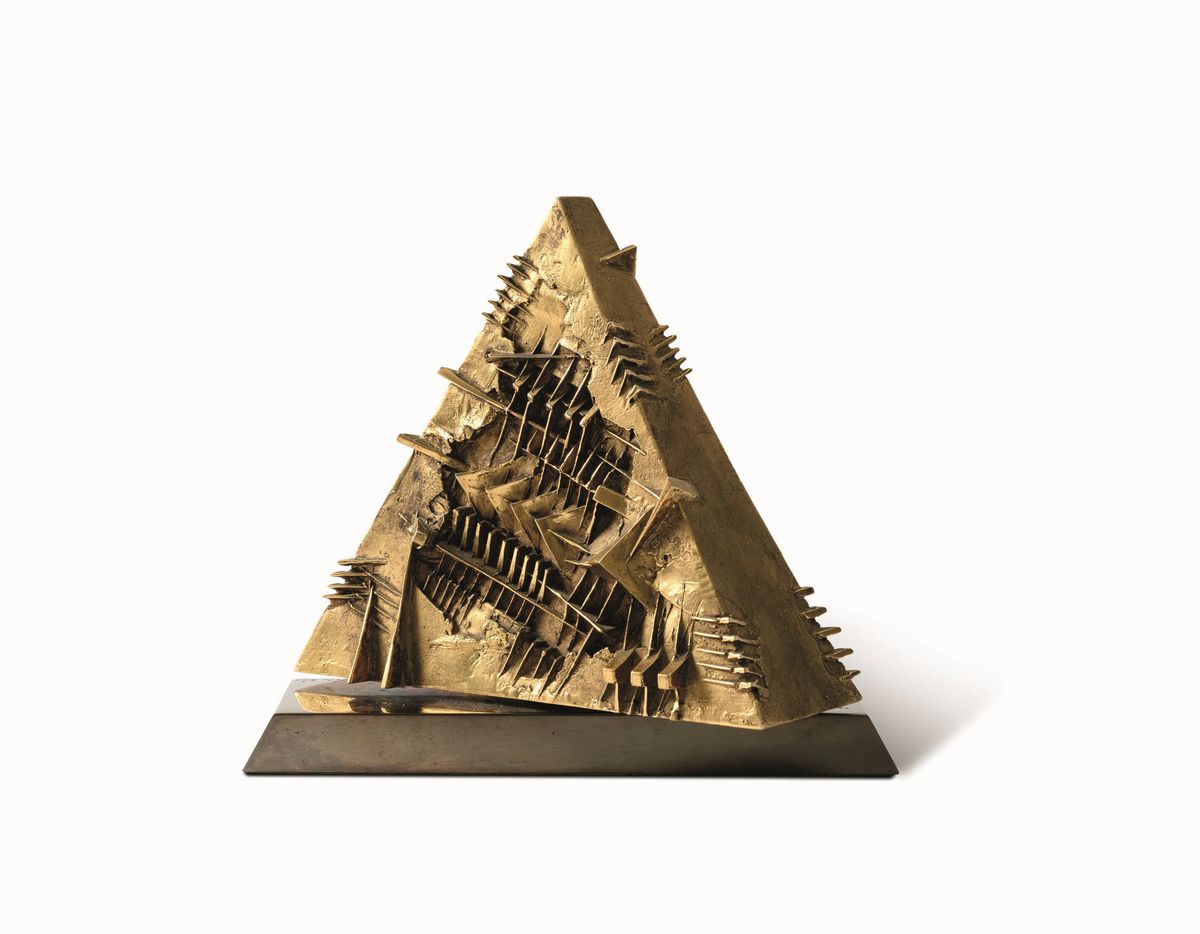 Arnaldo Pomodoro (1926)forma Piramidale “premio Marian Skubin”, 1983-1984