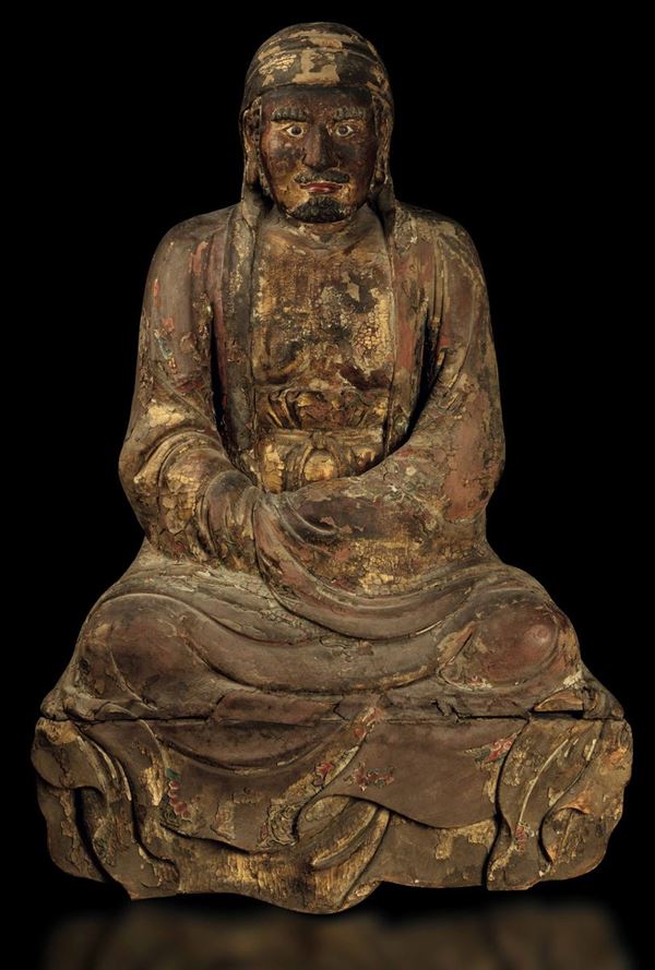 Grande e importante figura di saggio seduto in legno laccato, Cina, Dinastia Ming, XV secolo