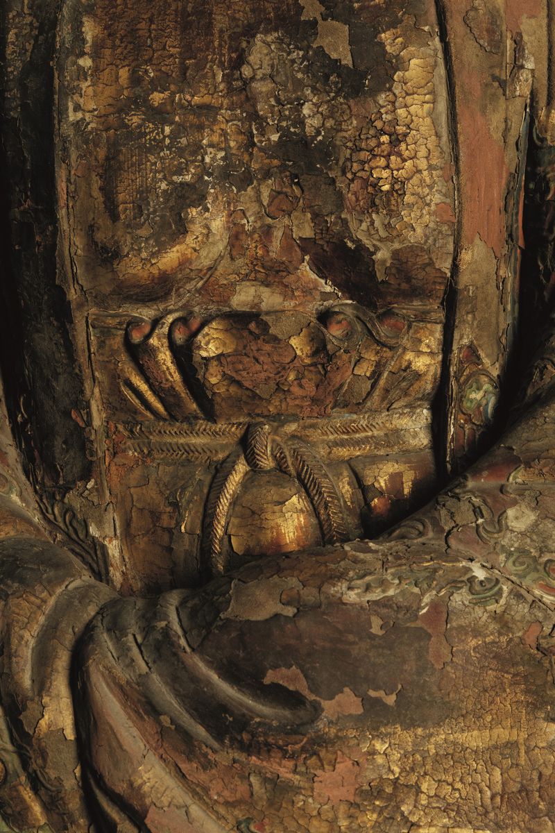 Grande e Importante Figura di Saggio Seduto in Legno Laccato, Cina, Dinastia Ming, XV Secolo