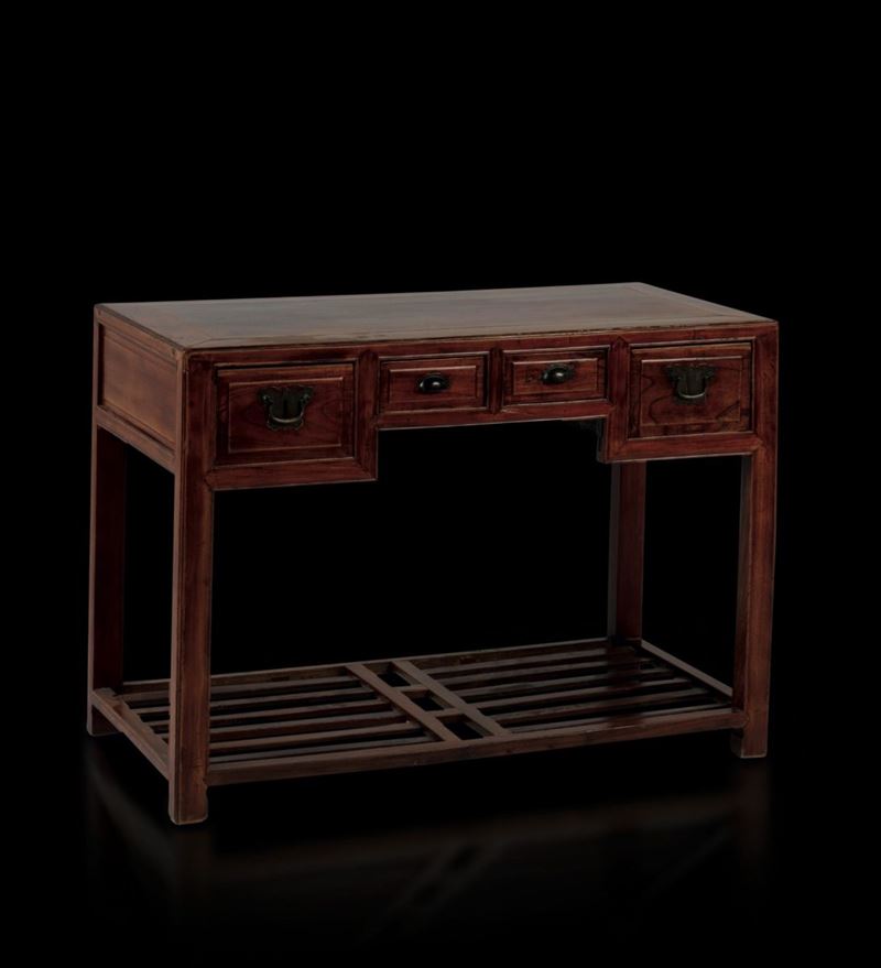 A wooden desk, China, Qing Dynasty 1800s. Huanghuali wood. 82x114x57cm  - Auction Fine Chinese Works of Art - I - Cambi Casa d'Aste