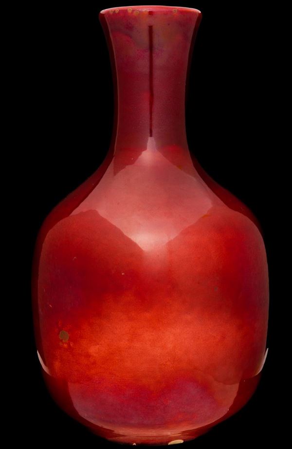 Vaso in porcellana monocroma color sangue di bue, Cina, XX secolo