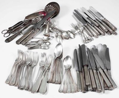 Servizi di Posate in Argento Diversi: Argentieri Josh Kirkby & Son Sheftleld, Garampolli Milano, ...
