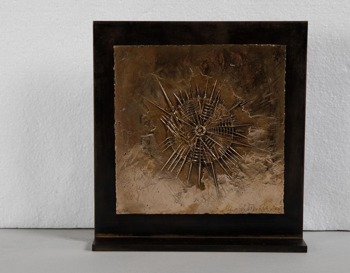 Arnaldo Pomodoro (1926)rilievo, 2008