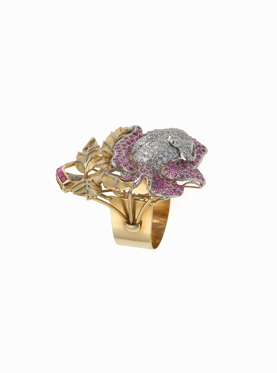 Anello Rosa con Pavè di Rubini e Diamanti