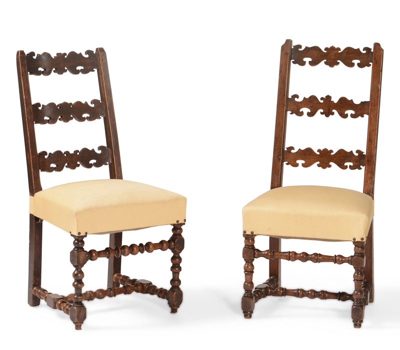Coppia di sedie a rocchetto, Nord Italia XVIII secolo  - Auction Antique September | Cambi Time - Cambi Casa d'Aste