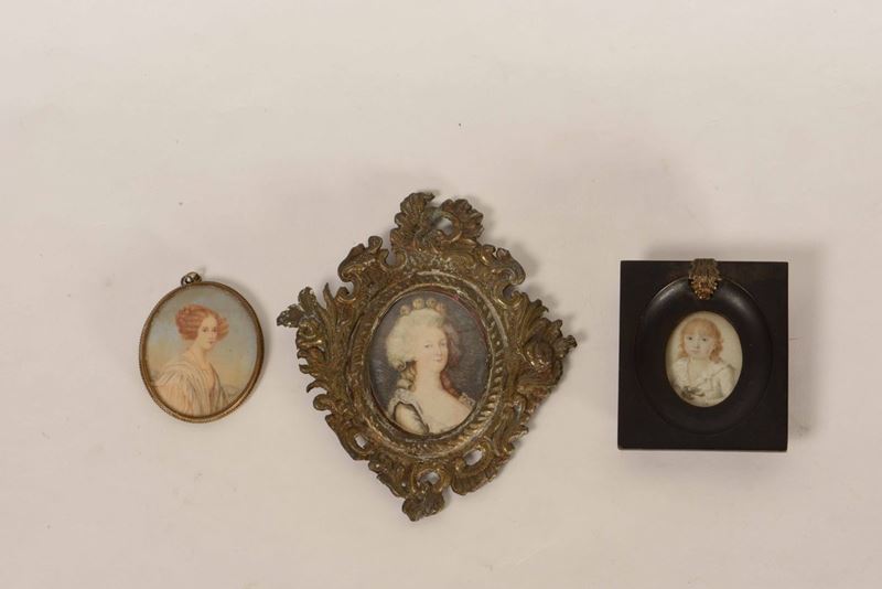 Tre miniature diverse. XIX-XX secolo  - Asta Antiquariato Gennaio | Cambi Time - I - Cambi Casa d'Aste