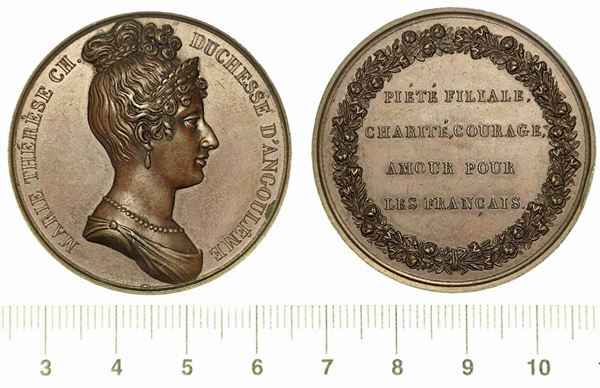 MARIA TERESA CARLOTTA DI BORBONE (1778-1851), DUCHESSA D'ANGOULÊME, DELFINA DI FRANCIA. Medaglia in bronzo, Parigi.