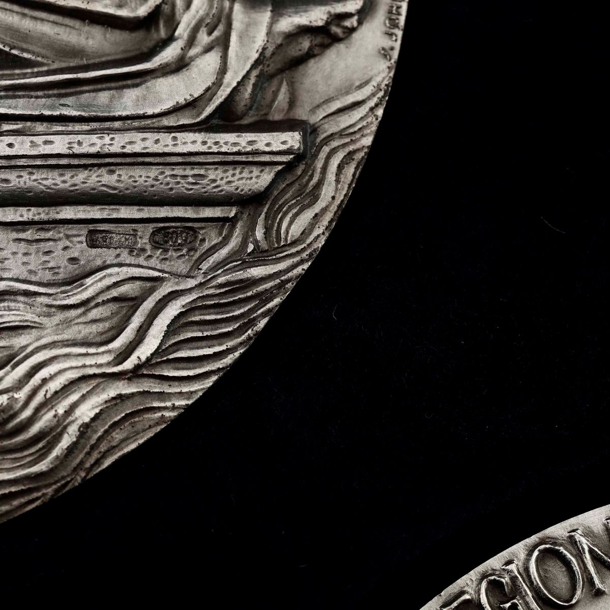 Astuccio Contenente Sette Medaglie Commemorative in Argento.