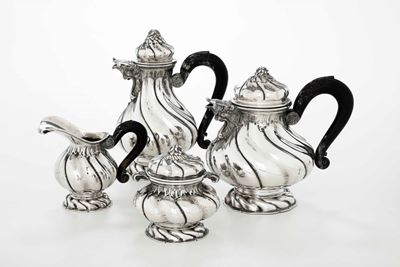 Servizio da Tè e Caffè in Argento. Argenteria Artistica Italiana del XX Secolo
