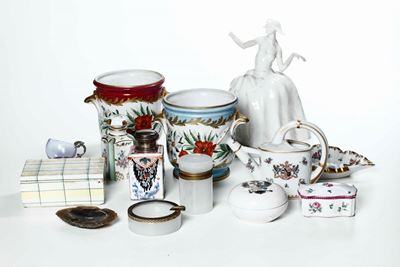 Lotto di Ceramiche tra Cui Coppia di Cachepot Vecchia Parigi