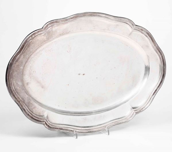 Vassoio ovale in argento, manifattura del XX secolo