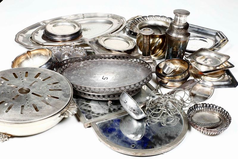 Lotto di oggetti in metallo  - Asta Da una collezione genovese | Cambi Time - I - Cambi Casa d'Aste