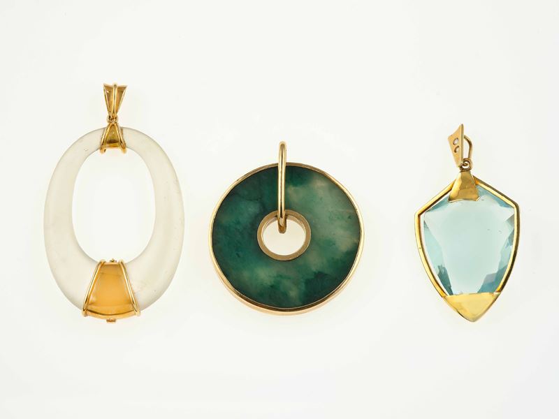 Three gem-set and gold pendents  - Auction Jewels | Cambi Time - Cambi Casa d'Aste